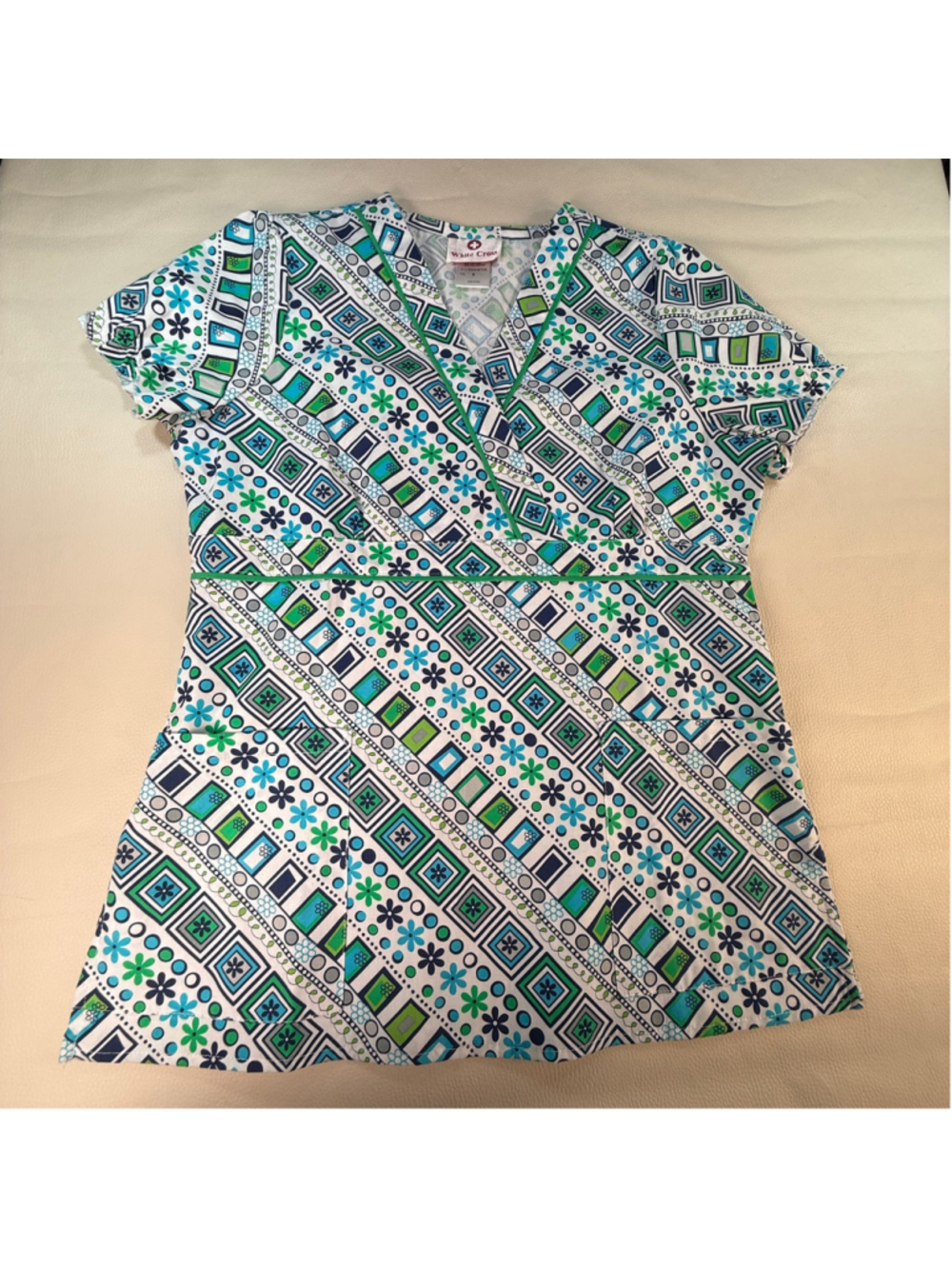 White Cross Scrub Top Womens Small Blue Green Floral Geometric V Neck Medical